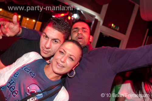 100226_038_roxxstar_bday_bash_leparis_partymania