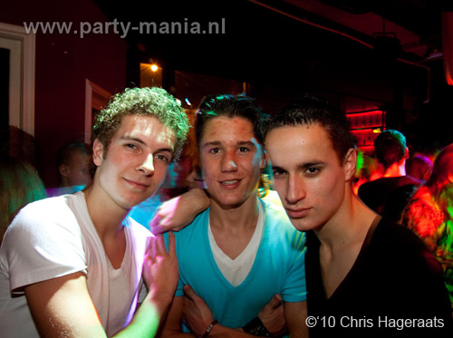 100226_010_punk_partymania