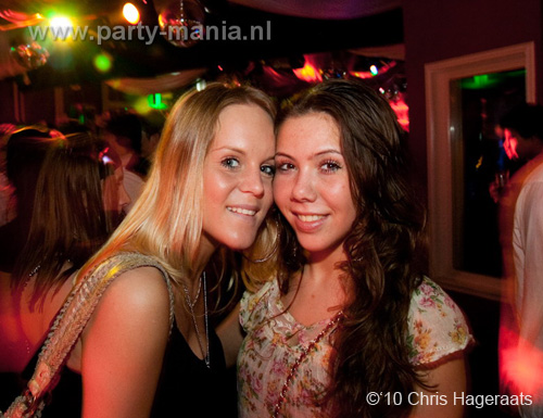 100226_065_punk_partymania