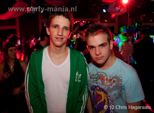 100226_069_punk_partymania