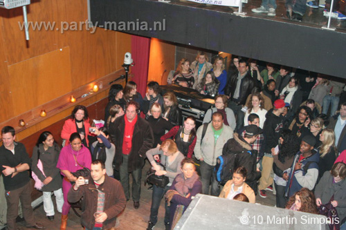 100302_040_vekiezingsnach_denhaag_martin_partymania