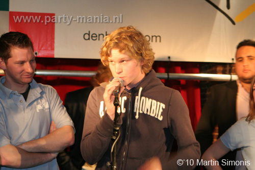 100302_049_vekiezingsnach_denhaag_martin_partymania