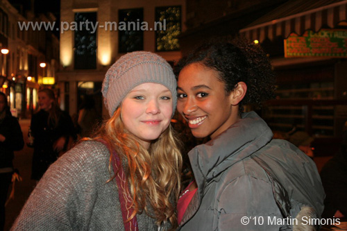 100302_076_vekiezingsnach_denhaag_martin_partymania