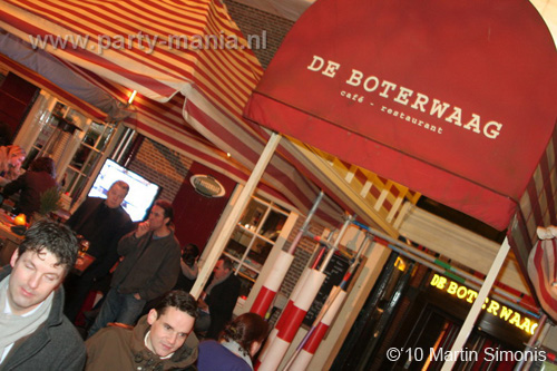 100302_082_vekiezingsnach_denhaag_martin_partymania
