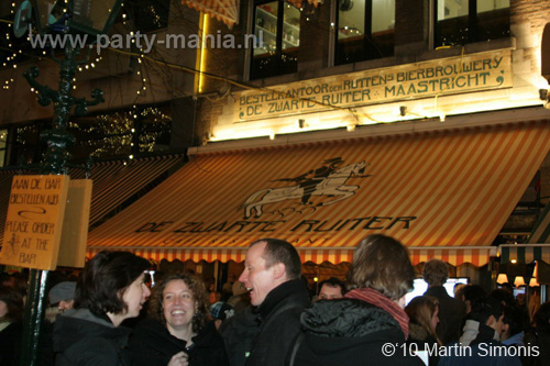 100302_085_vekiezingsnach_denhaag_martin_partymania