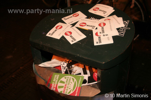 100302_103_vekiezingsnach_denhaag_martin_partymania