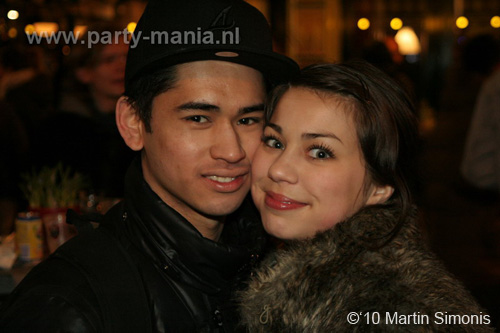100302_107_vekiezingsnach_denhaag_martin_partymania