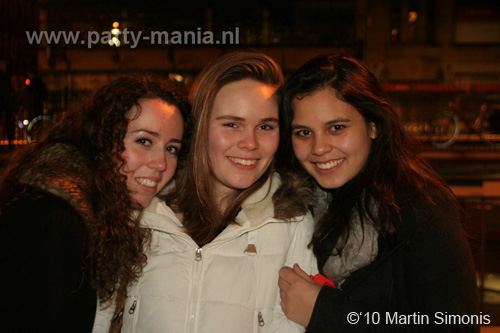100302_127_vekiezingsnach_denhaag_martin_partymania