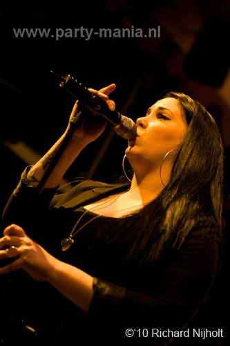 100302_036_vekiezingsnach_denhaag_richardn_partymania