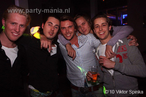 100305_023_poppekast_seven_partymania