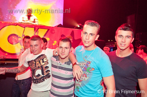 100306_024_sick_paard_brian_partymania