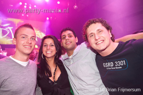 100306_050_sick_paard_brian_partymania