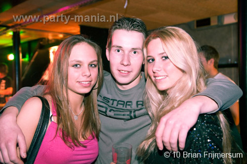 100306_085_sick_paard_brian_partymania