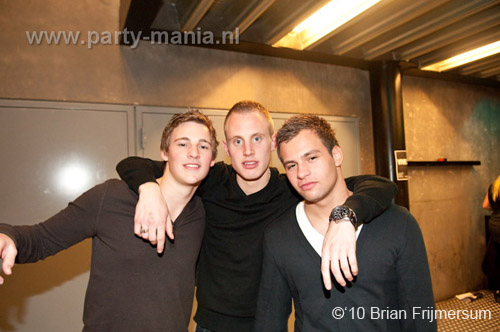 100306_097_sick_paard_brian_partymania