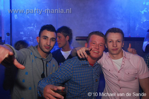 100306_054_sick_paard_michael_partymania