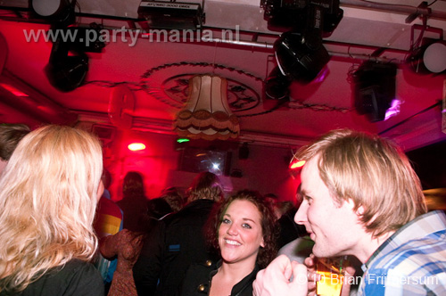 100313_010_seven_partymania