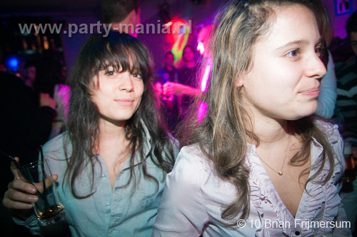 100313_024_seven_partymania