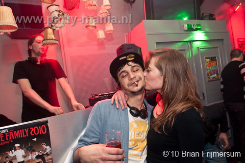 100313_047_seven_partymania