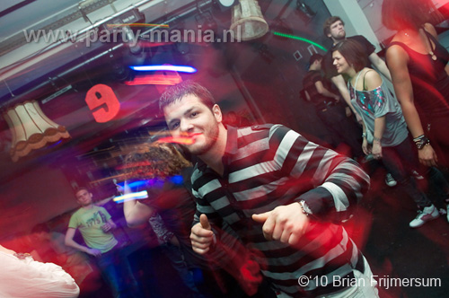 100313_050_seven_partymania