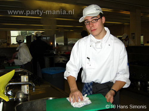 100318_020_ikbendebestetv_hans_partymania