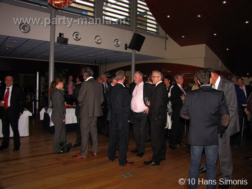 100318_261_ikbendebestetv_hans_partymania
