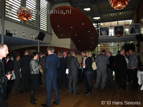 100318_264_ikbendebestetv_hans_partymania