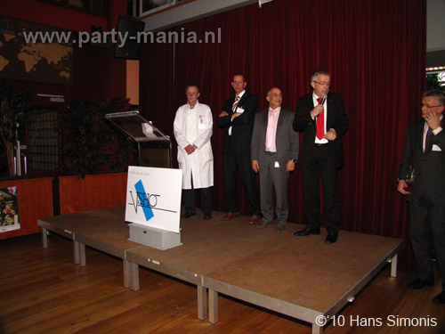 100318_275_ikbendebestetv_hans_partymania