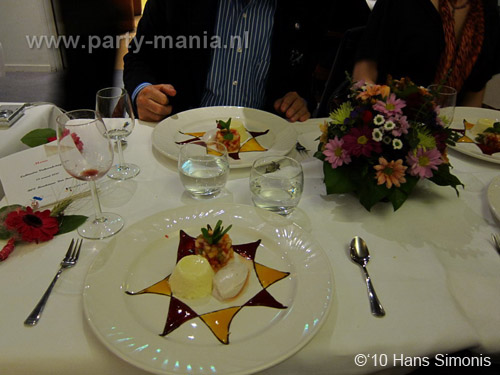 100318_308_ikbendebestetv_hans_partymania