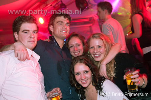 100319_020_seven_partymania