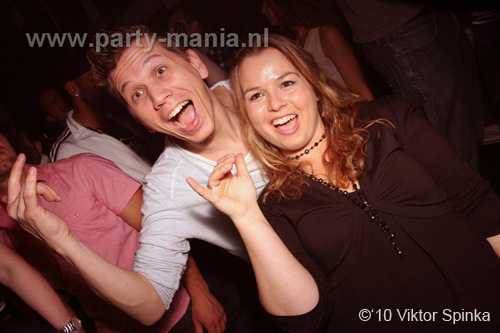100320_053_80s_90s_partymania