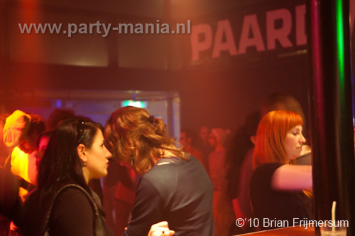 100320_024_apaert_partymania