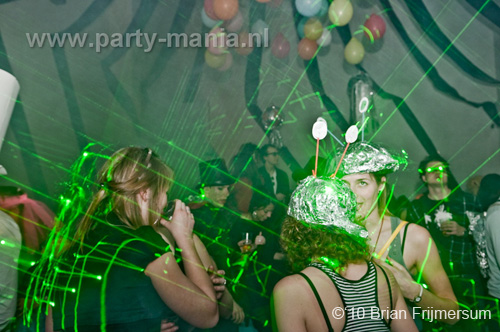 100325_033_bakk_partymania