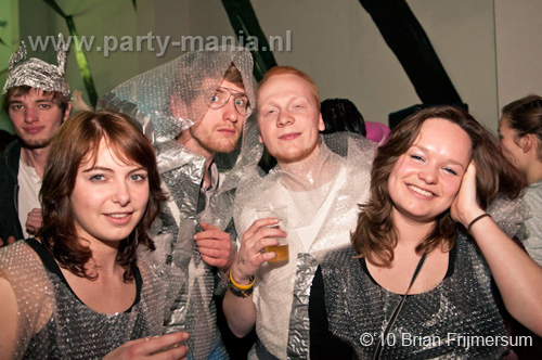 100325_063_bakk_partymania