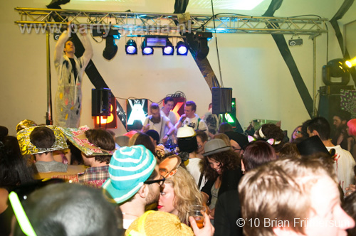 100325_090_bakk_partymania