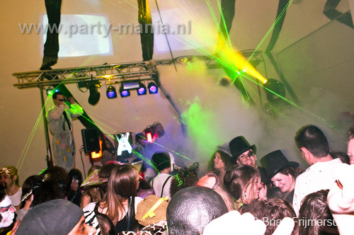 100325_093_bakk_partymania