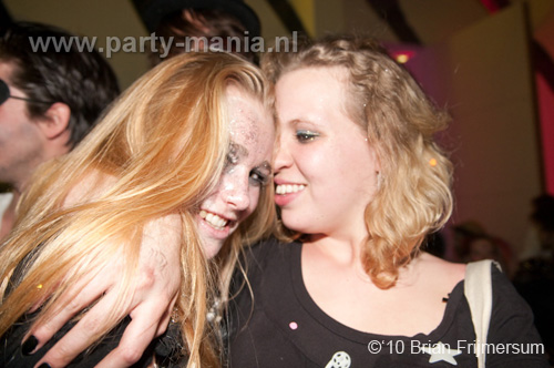 100325_096_bakk_partymania