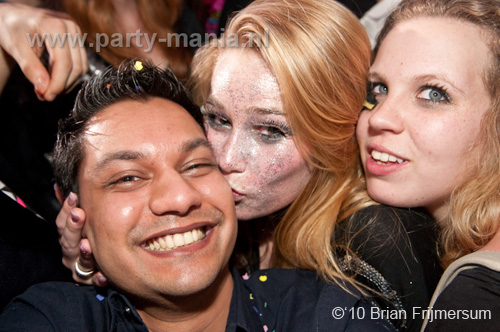 100325_097_bakk_partymania