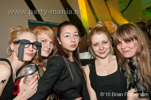100325_100_bakk_partymania