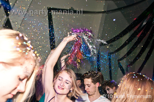100325_115_bakk_partymania