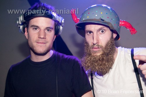 100325_119_bakk_partymania