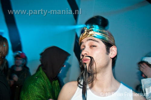 100325_131_bakk_partymania