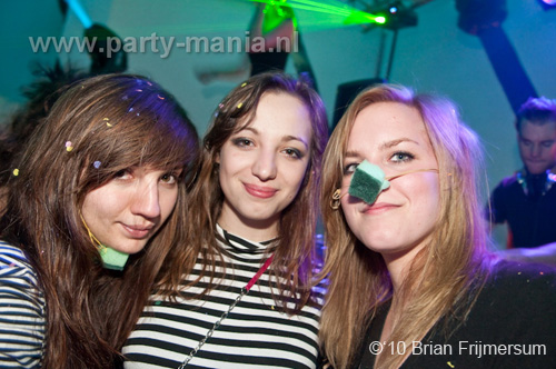 100325_135_bakk_partymania
