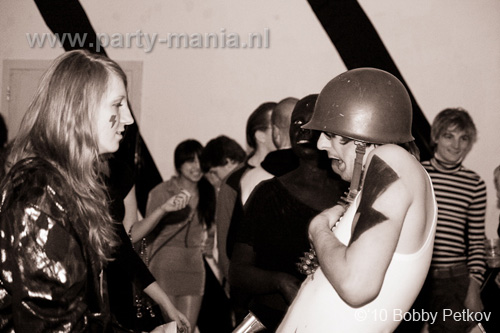 100326_049_bakk_partymania