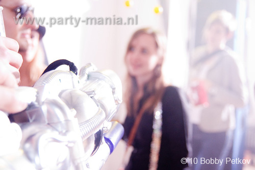 100326_051_bakk_partymania