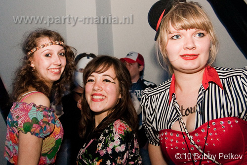 100326_056_bakk_partymania