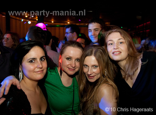 100326_022_expats_disco_partymania