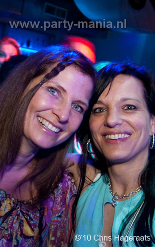 100326_049_expats_disco_partymania