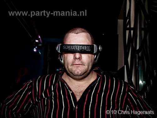 100326_063_expats_disco_partymania