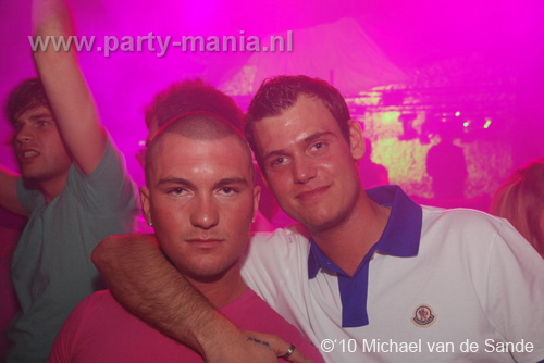 100320_089_ex_porn_star_partymania