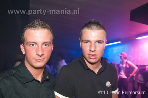 100327_039_ex_porn_star_partymania